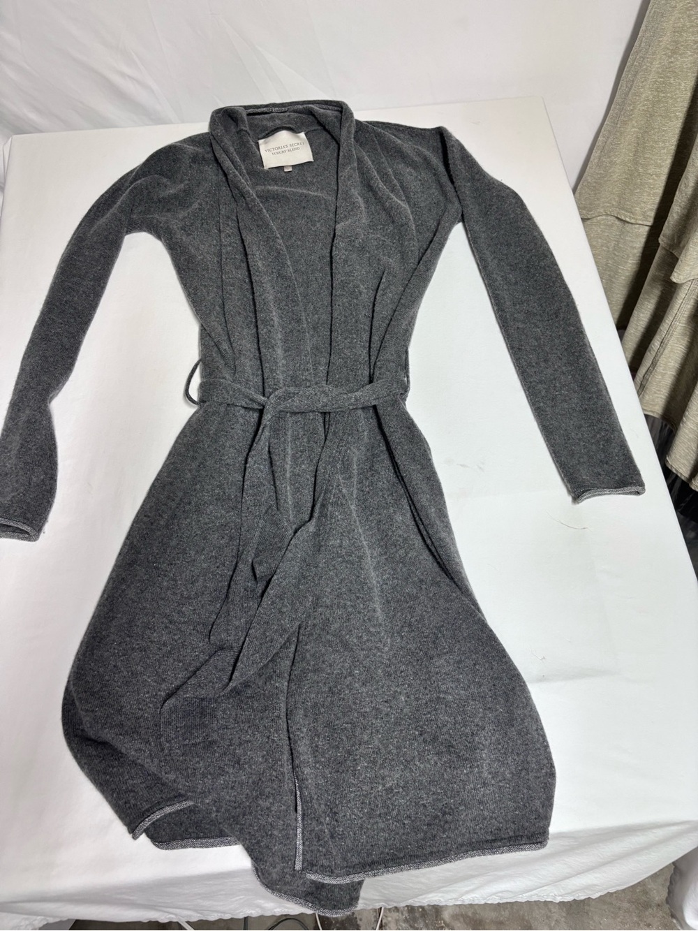 Victoria's Secret Luxury Blend 70% Cashmere 30% Silk Shawl Collar Robe Small